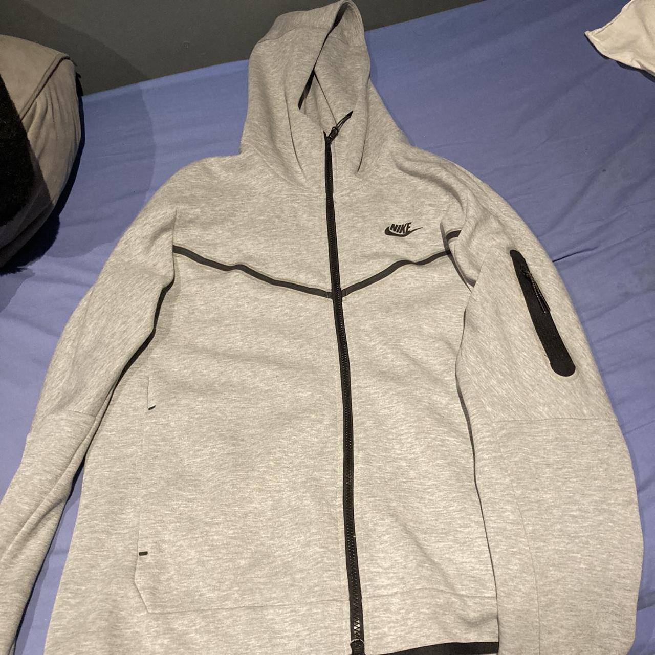 mens nike tech fleece hoodie grey