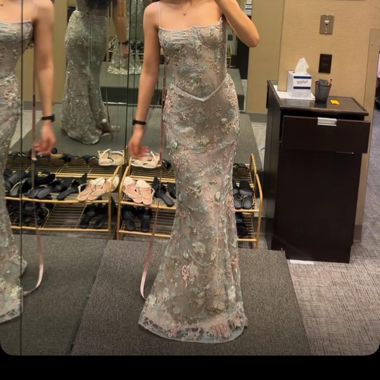 item listed by haneenawaddddd