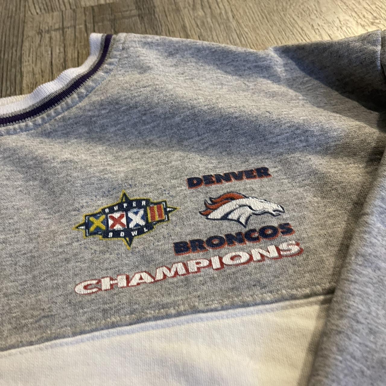 Vintage 90's baggy Denver Broncos sweatshirt In - Depop