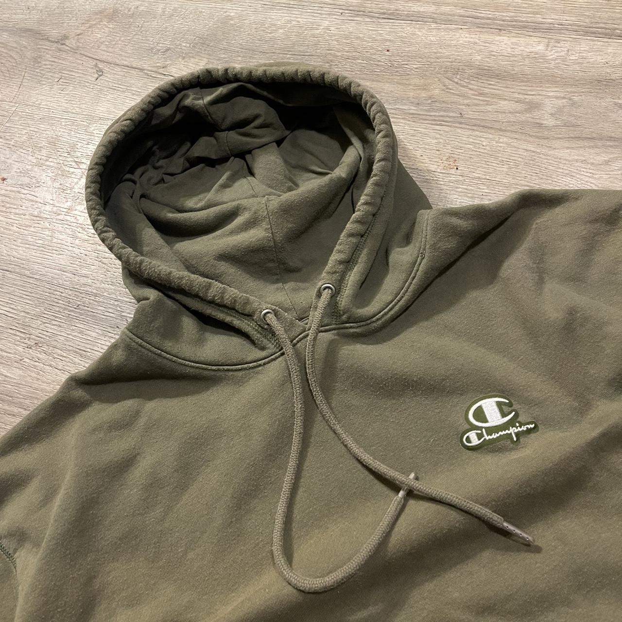 Champion hoodie hot sale with strings