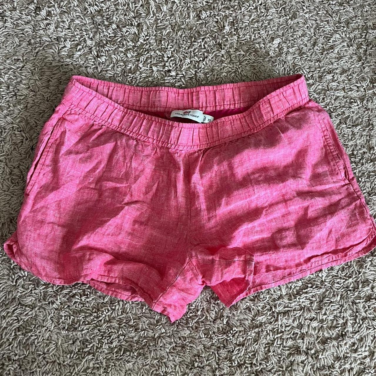 Vineyard vines shorts! - Depop