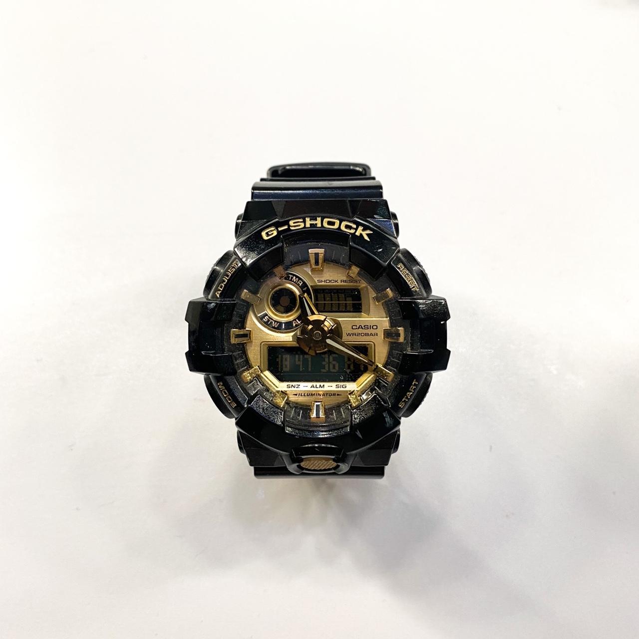 Casio Men's Black and Gold Watch | Depop