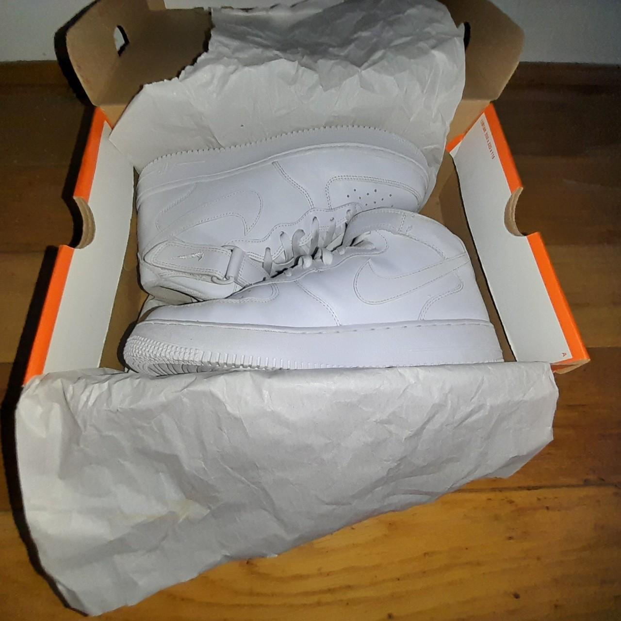 jd nike white trainers