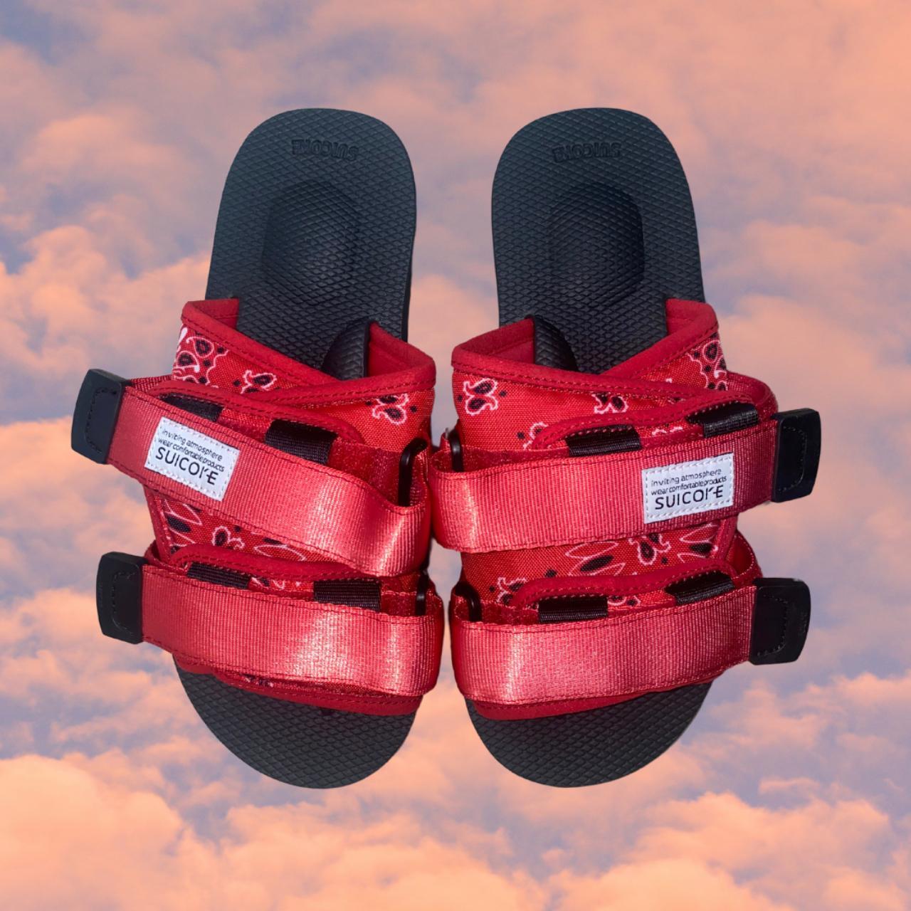 Suicoke deals sandals red