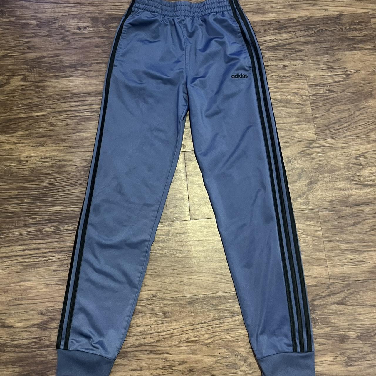 item listed by trulyyourscloset