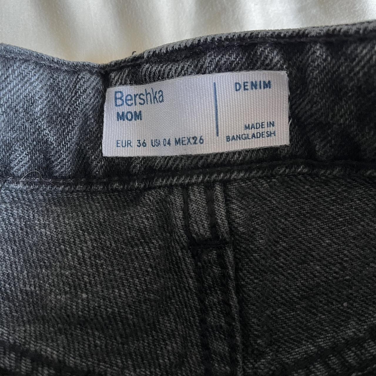 ASOS black mom jean Size 4 26 waist - Depop