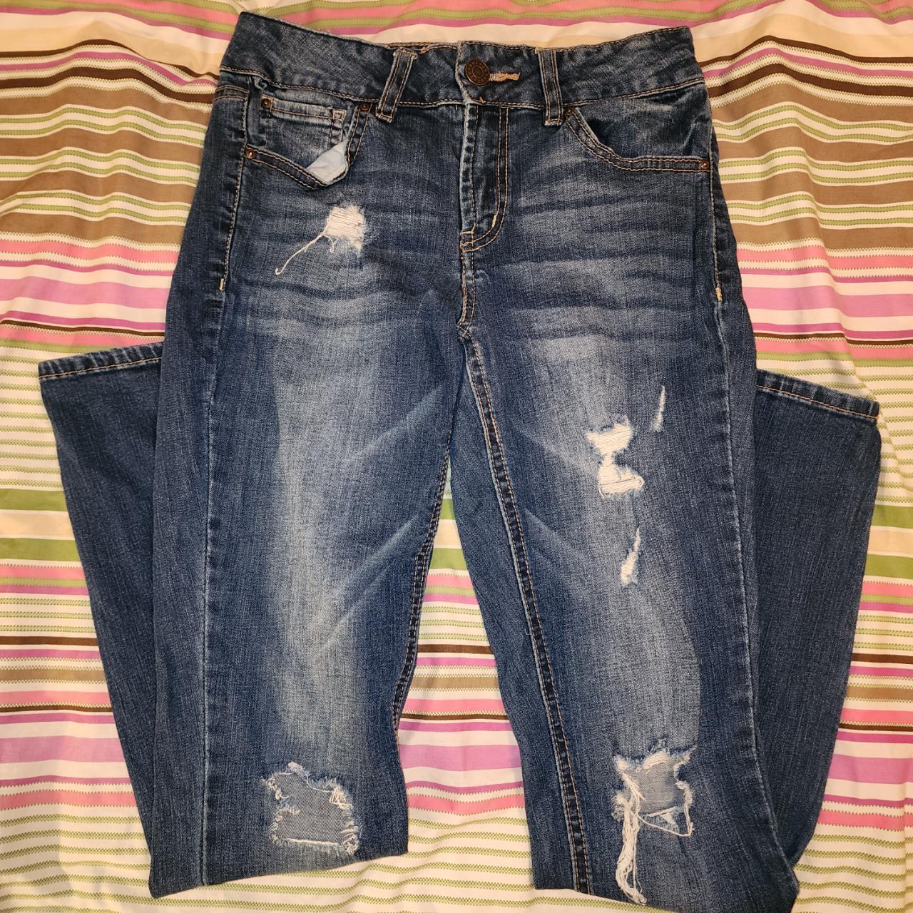 Women's Refuge Distressed Jeans 2 Size 2. Medium... - Depop