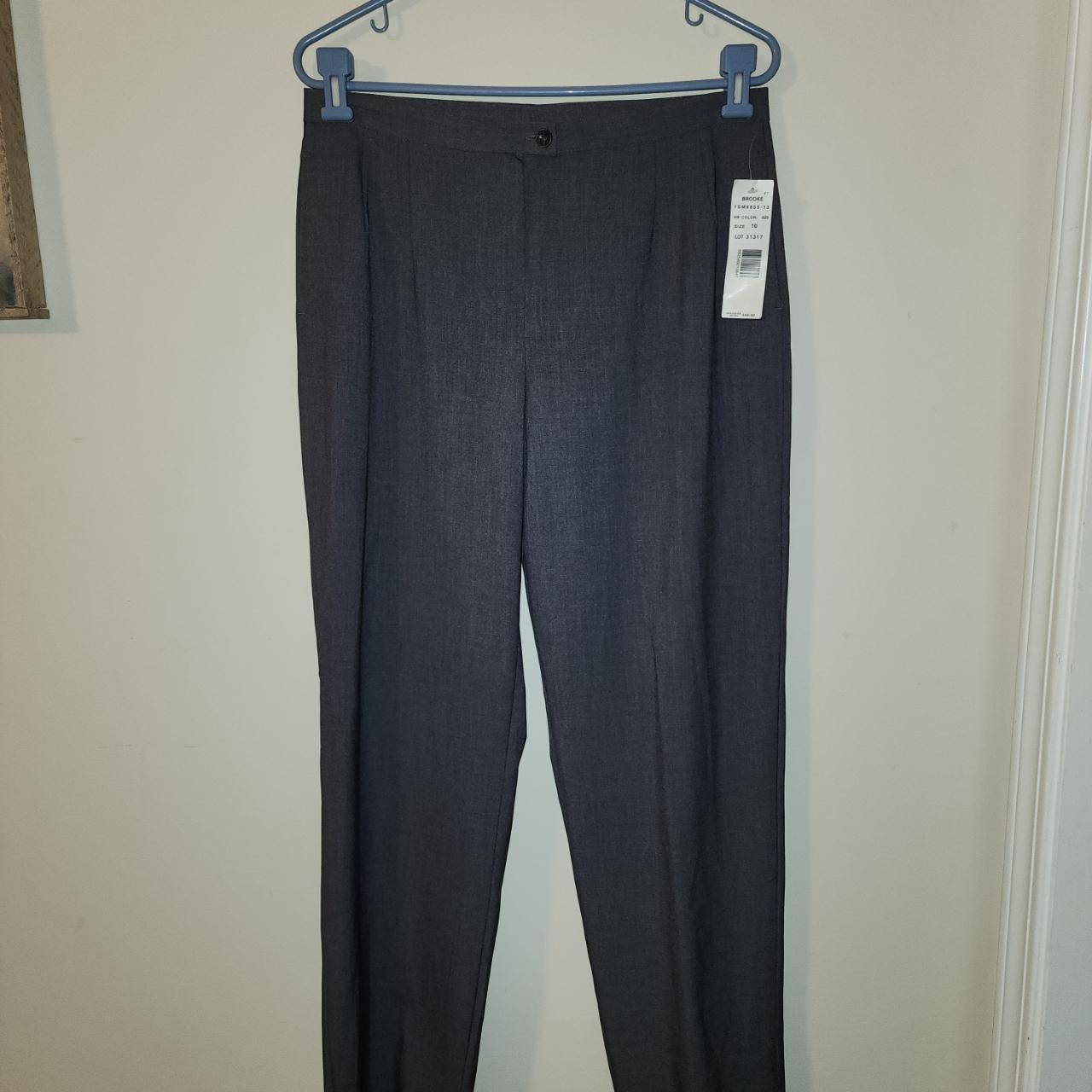 Harve Benard Womens Size 10 Black Wool Pants. My mom - Depop