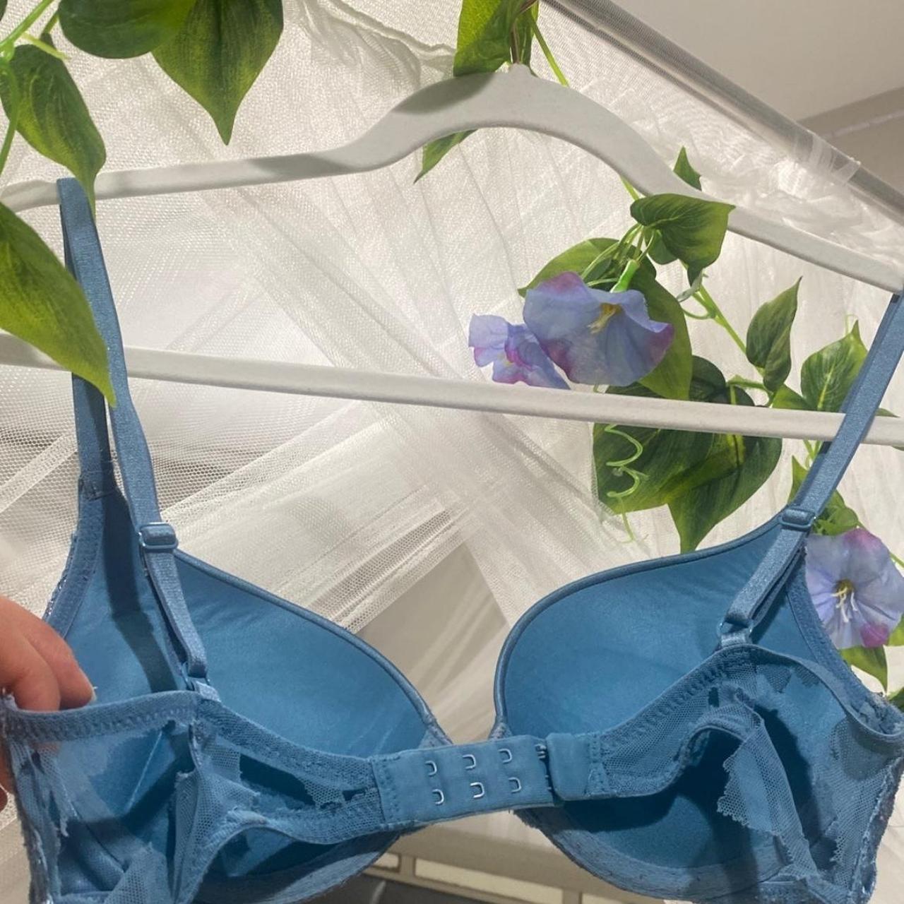 Blue Victoria's Secret bombshell bra in size 32a - Depop