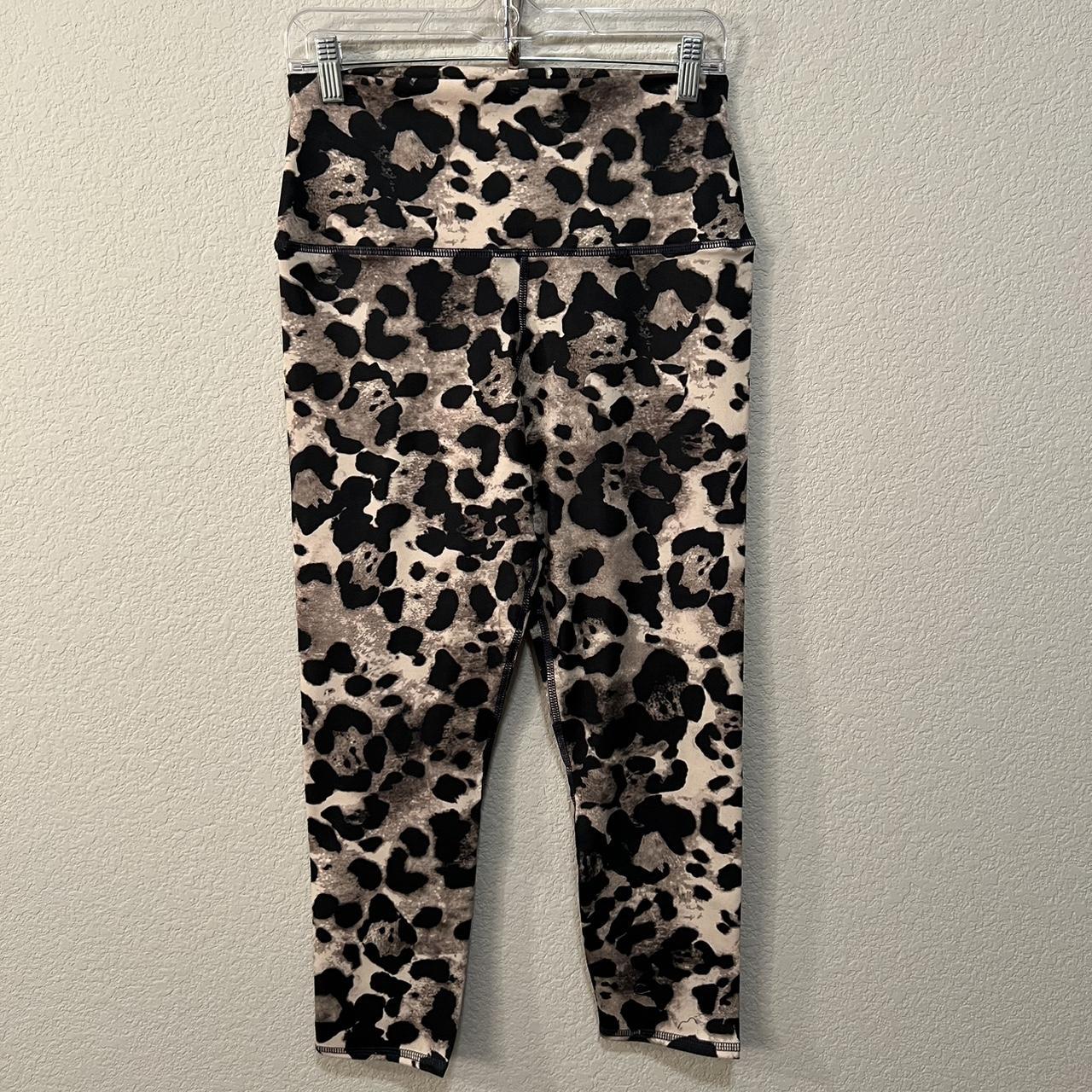 Evolution and Creation Cheetah 7/8 Yogas size - Depop