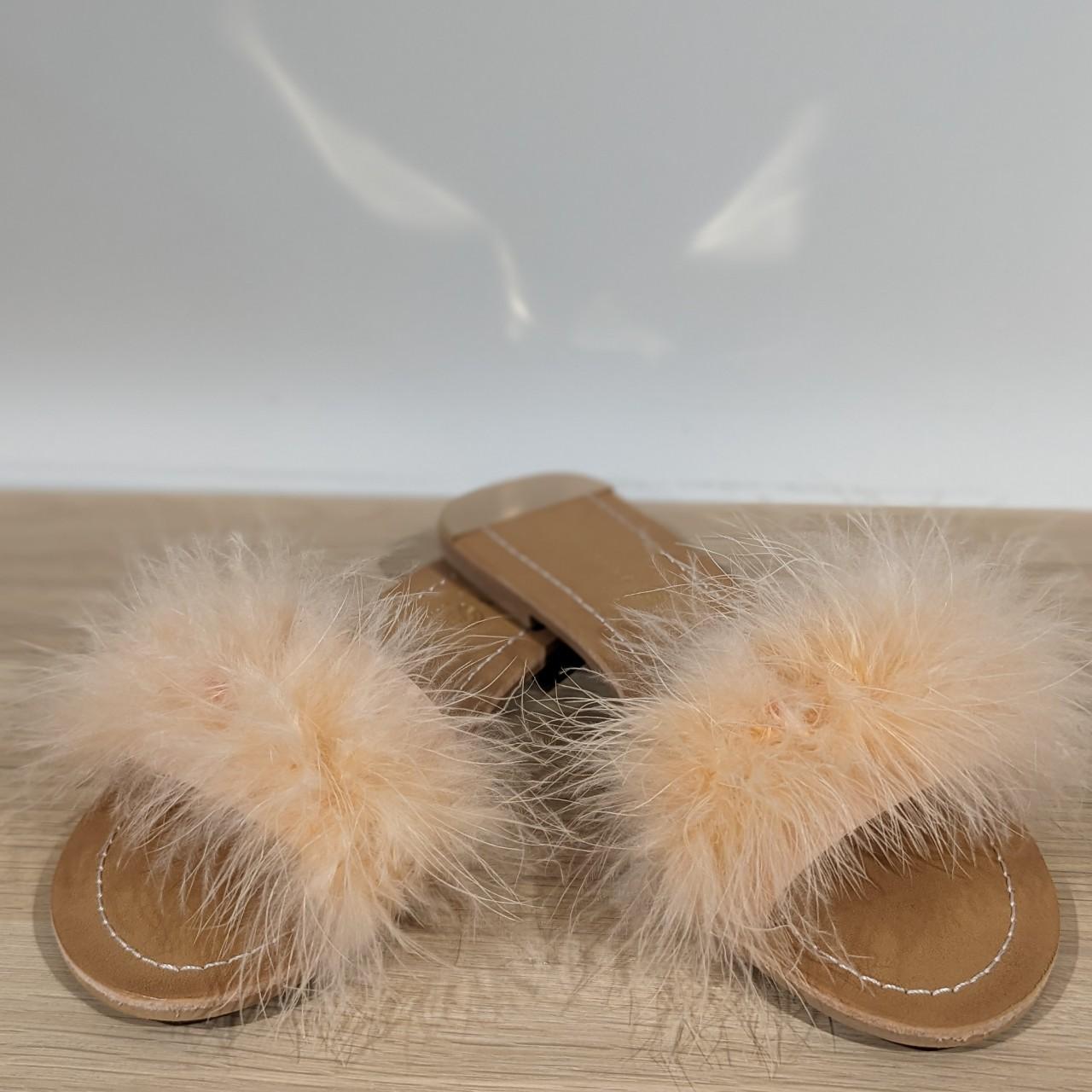 Chinese Laundry Feather Slides Slippers Sandals Depop