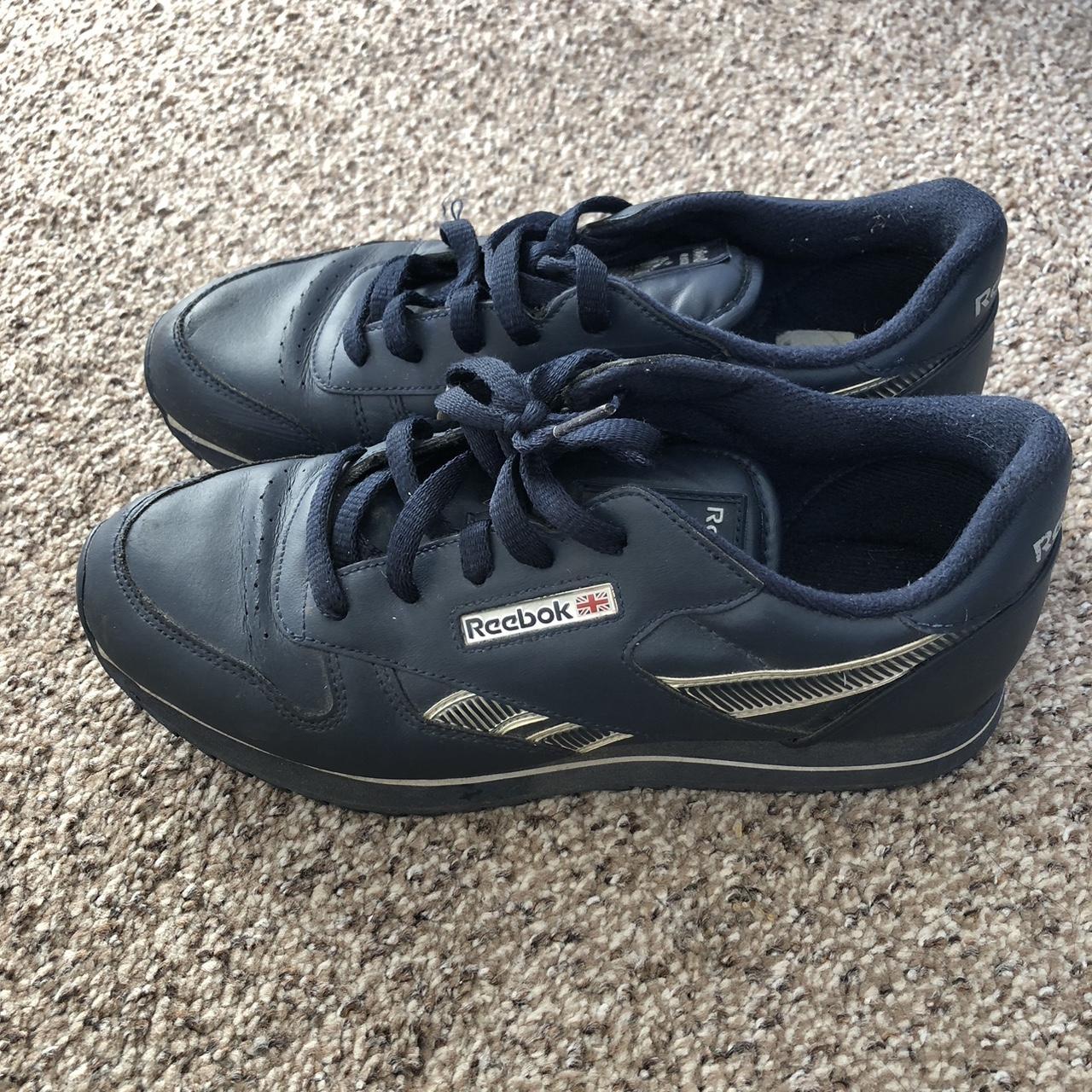 Reebok Classic Navy Trainers Size: 5.5 - Unisex... - Depop
