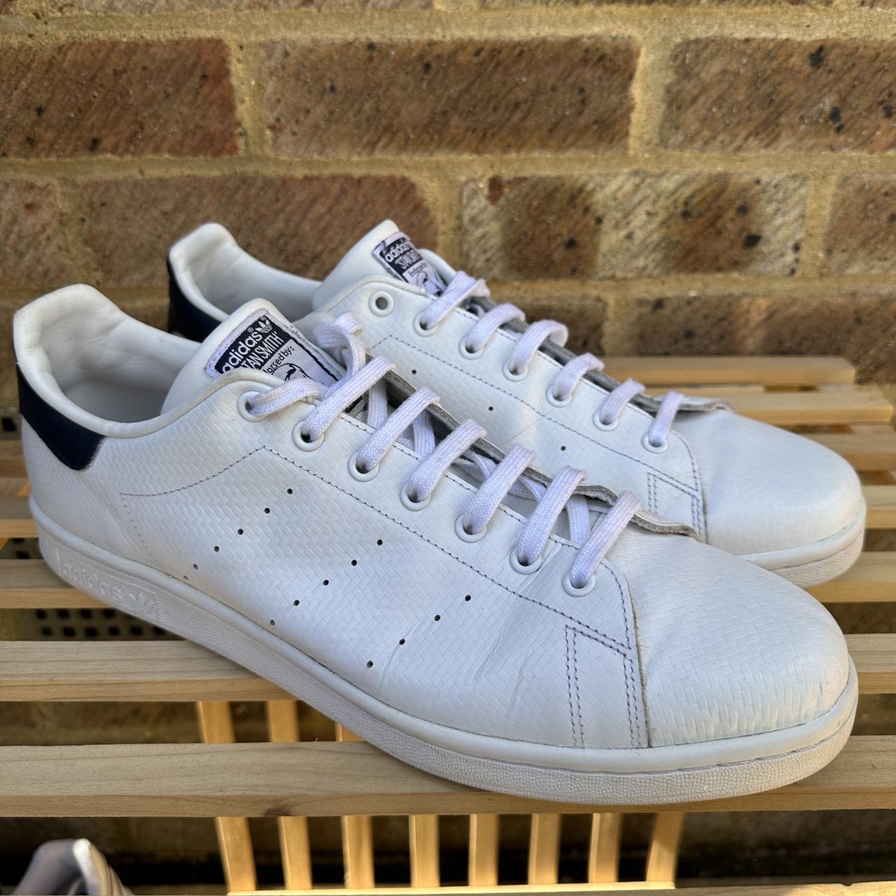 Adidas Men's Navy and White Trainers | Depop