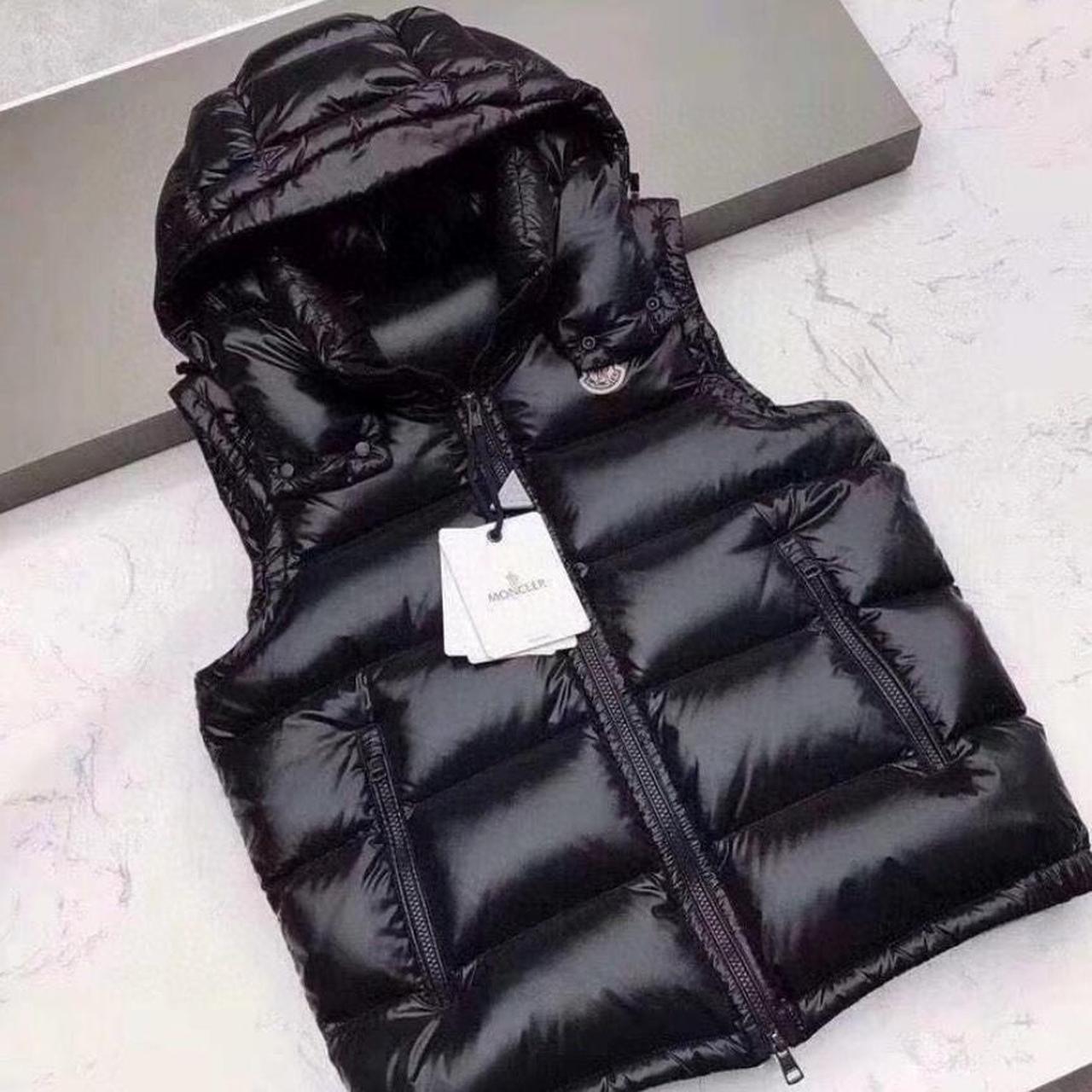 Dhgate hotsell moncler vest