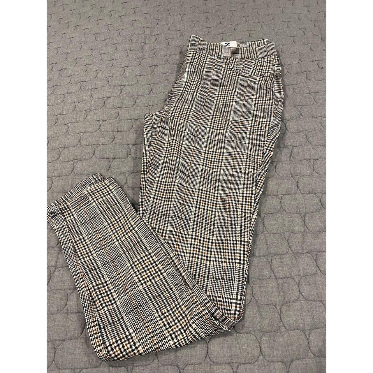 Seven7 pull on leggings, dark gray plaid, size L, - Depop