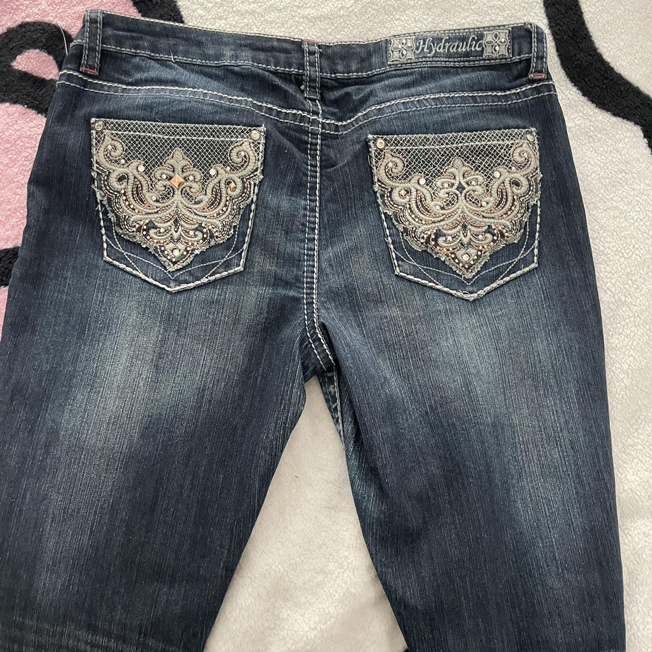 super cute jeans with designs on the pockets . This... - Depop