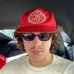 cartzwrld's profile picture