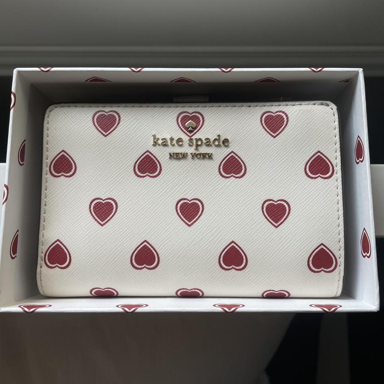 Cream meduim heart design Kate Spade New York... Depop