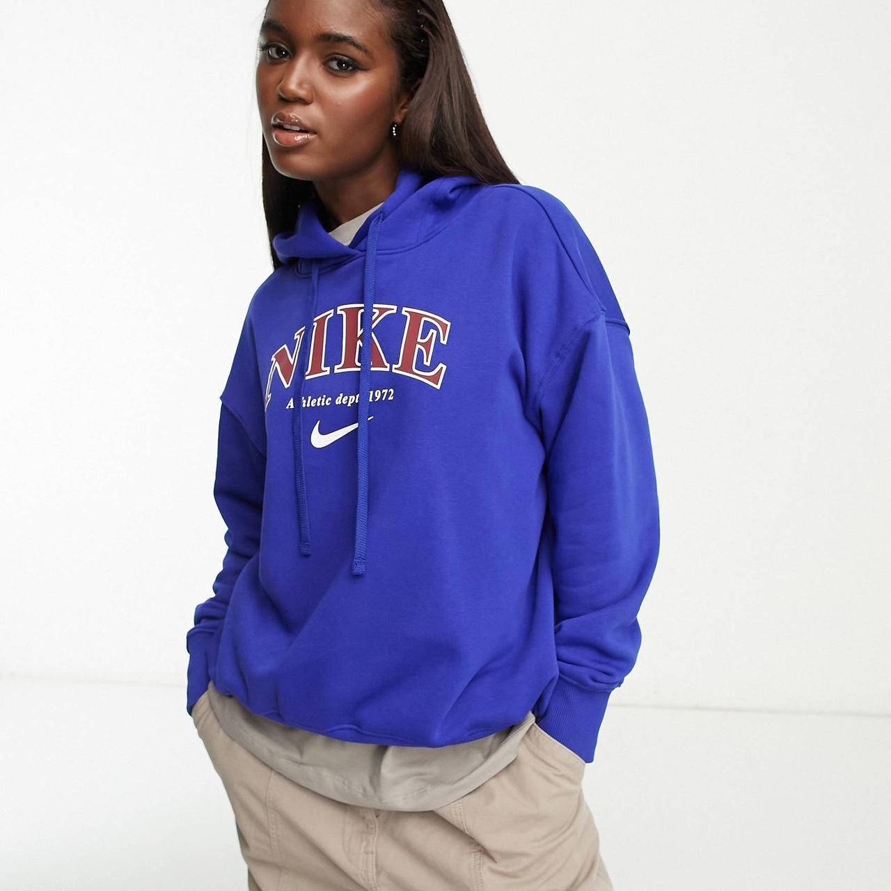 Royal blue 2025 nike hoodie women's