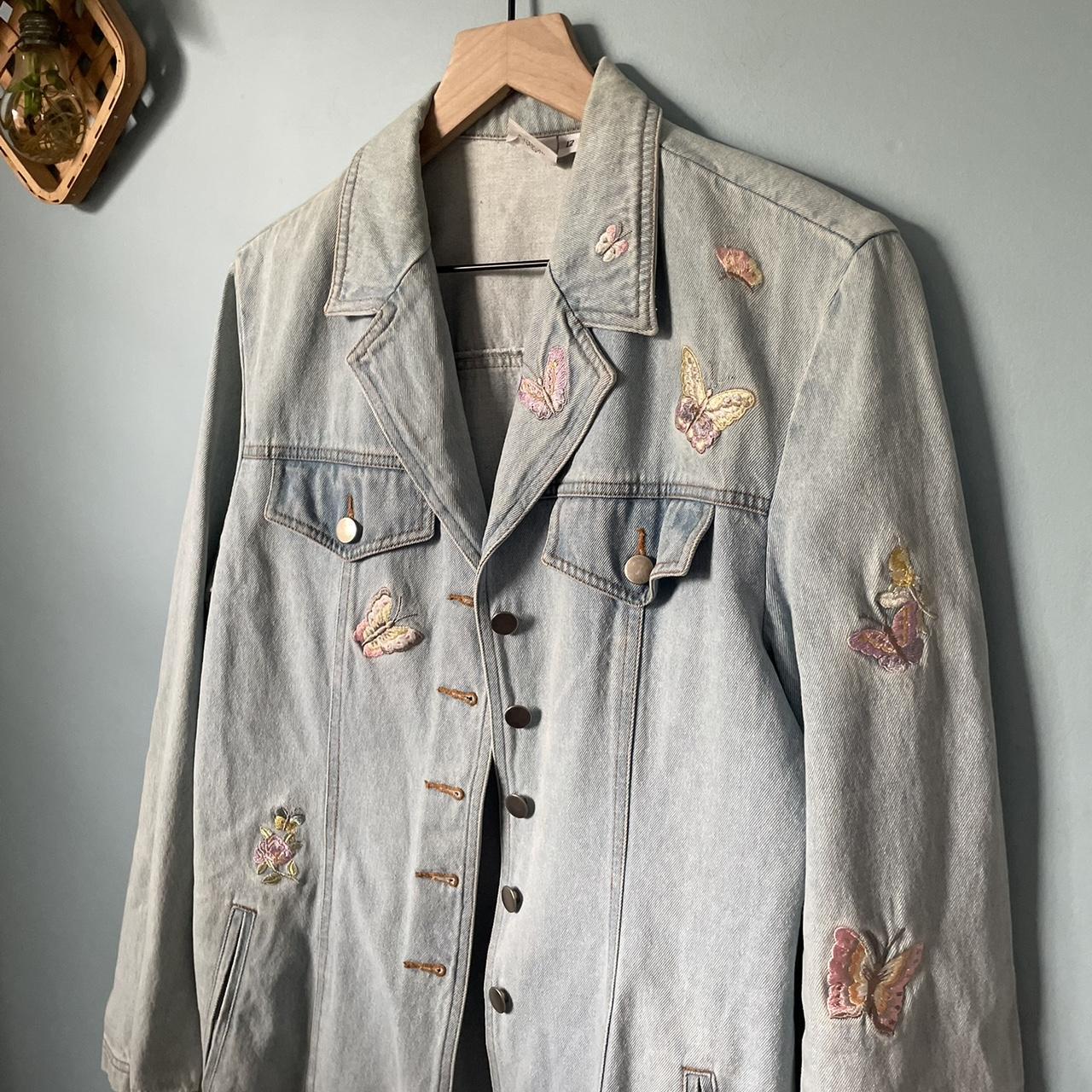 item listed by lanicoleee