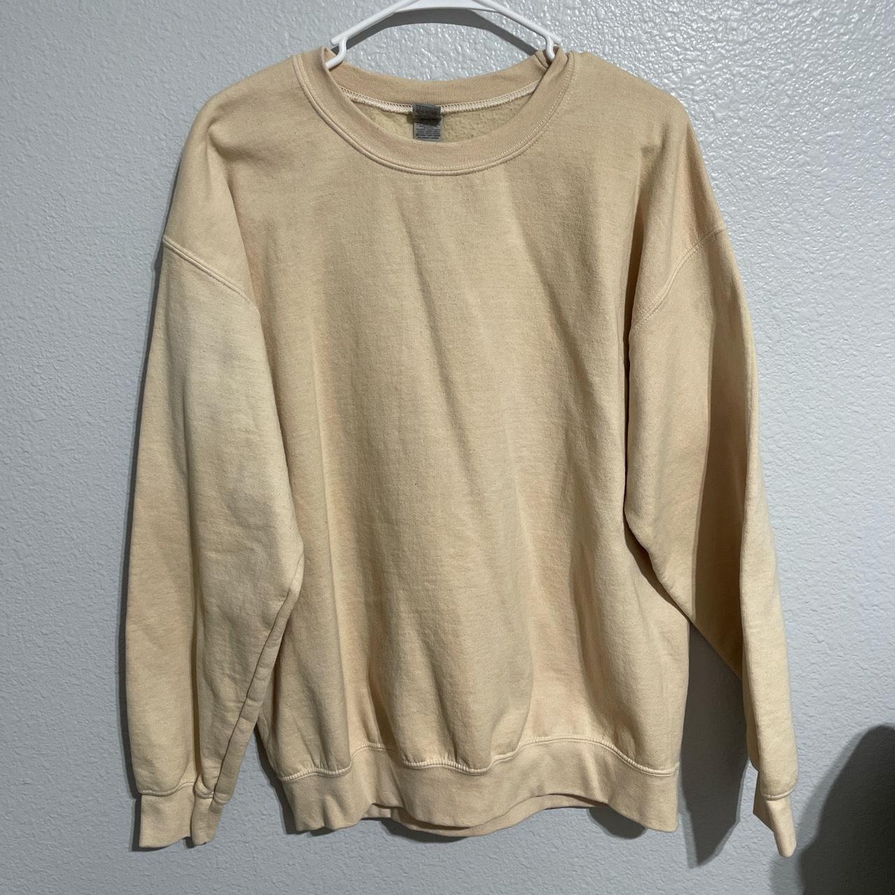 Gildan yellowish tan sweatshirt. Size L. #relax... - Depop