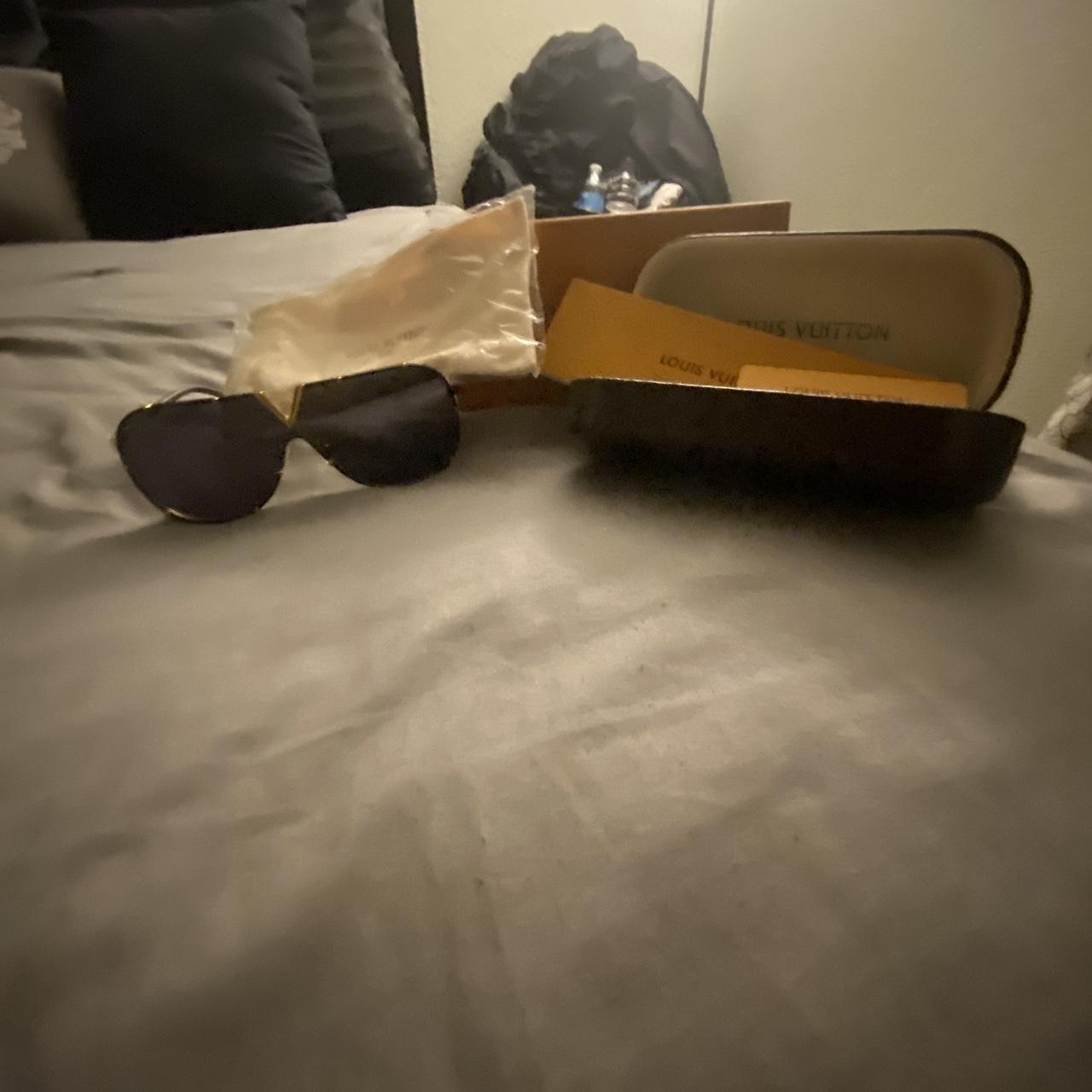 Sunglasses Louis Vuitton - Depop