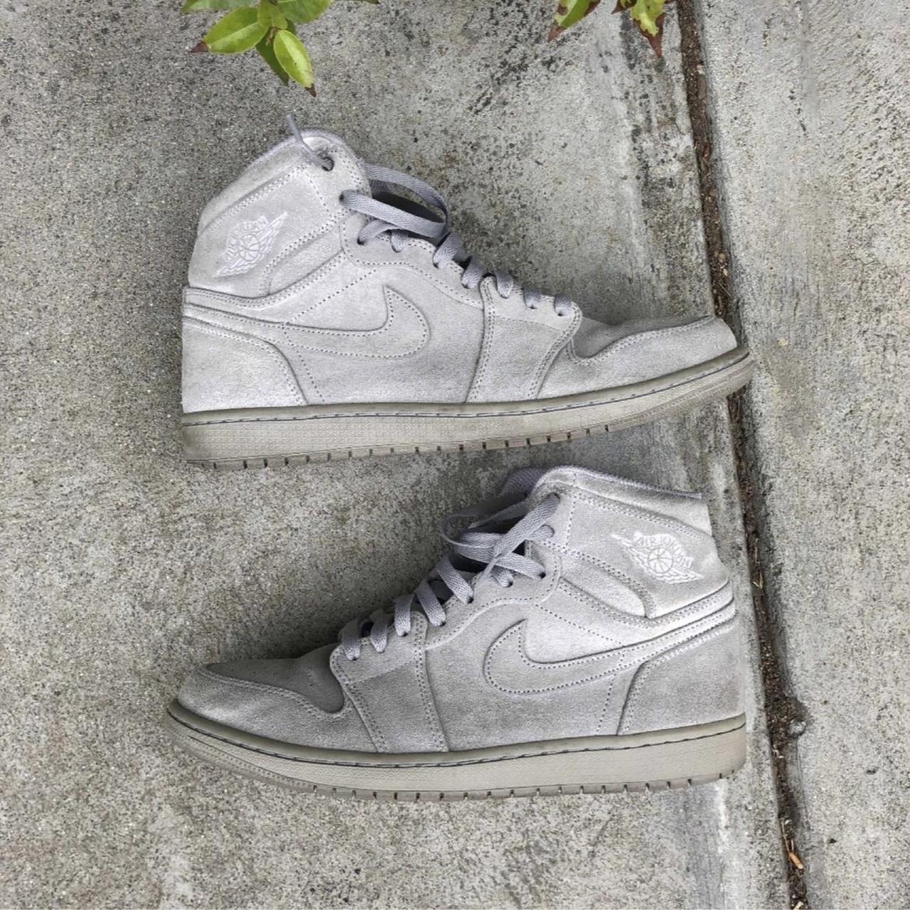 Air jordan 1 grey suede on sale