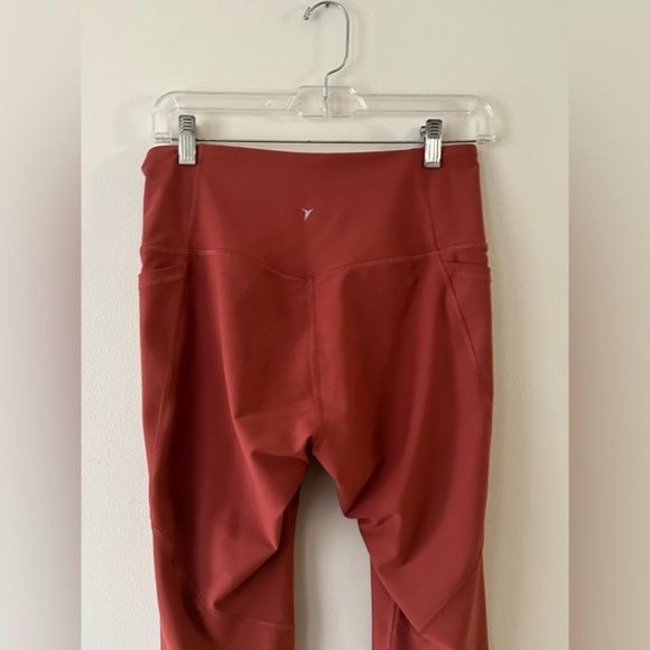 Old navy elevate leggings go dry color pink and - Depop