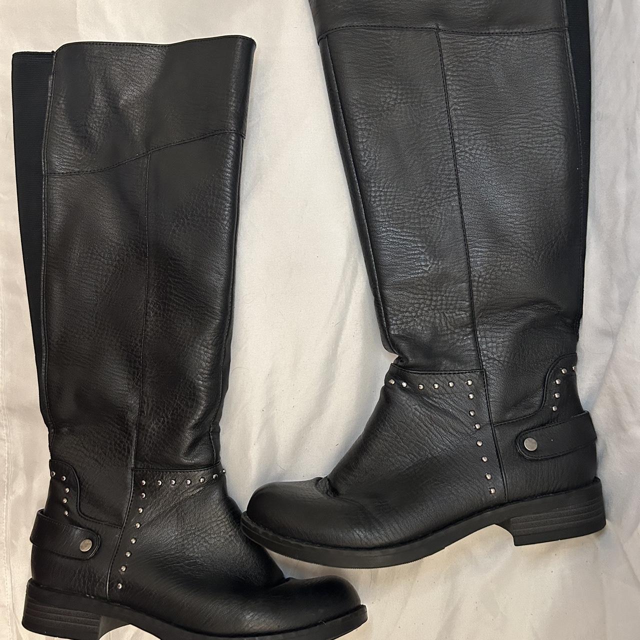 Black knee length boots size 7 - Depop