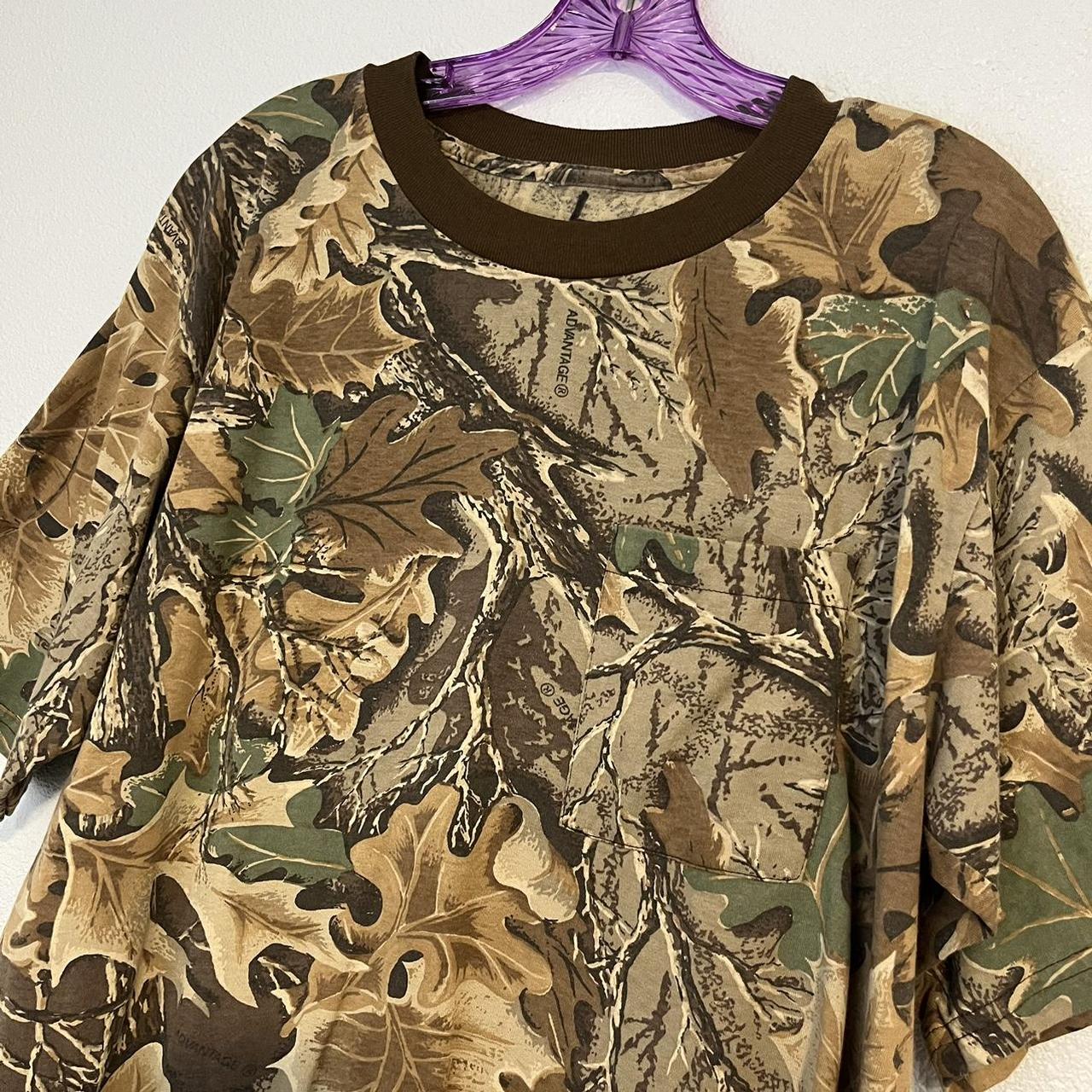 Women's Khaki and Green Tshirt Depop