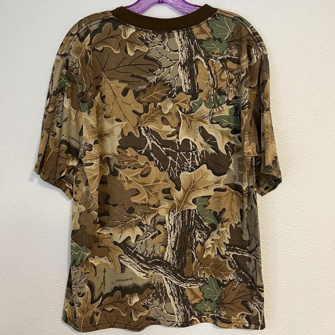 Women's Khaki and Green Tshirt Depop