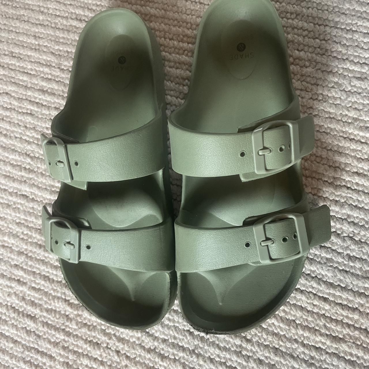 Shade & Shore Women's Green Slides Depop