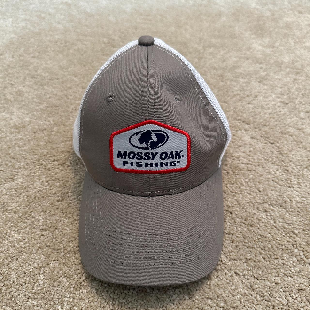 Mossy Oak Fishing Trucker Hat This hat is in - Depop