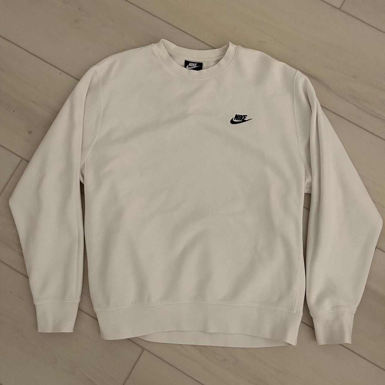 cropped white nike sweatshirt