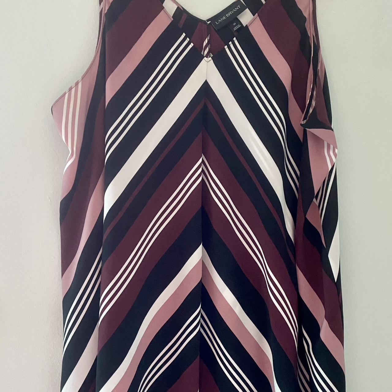 Lane Bryant Women's Burgundy and Black Vest Depop