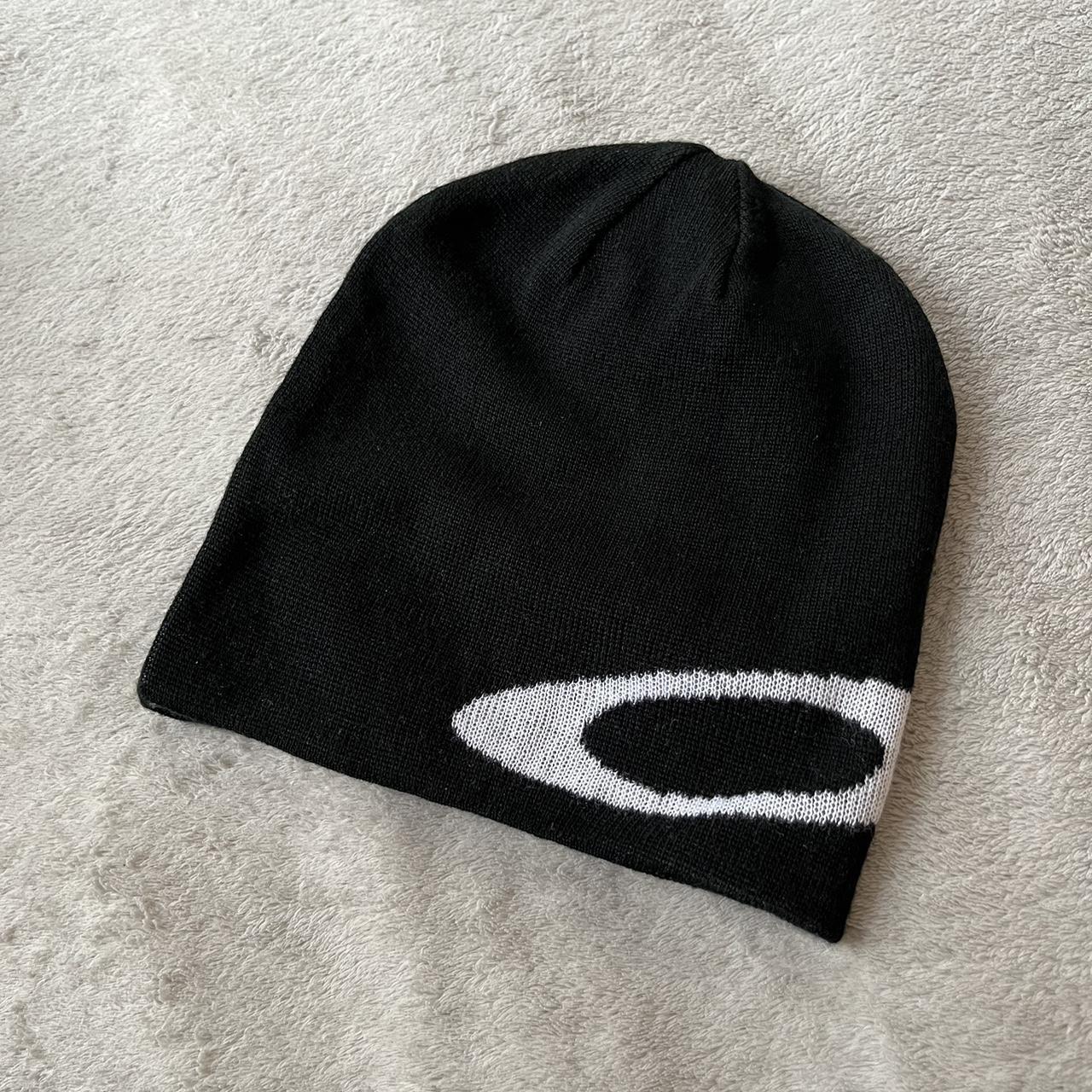 Oakley beanie Reversible Black OS BRAND NEW without... - Depop