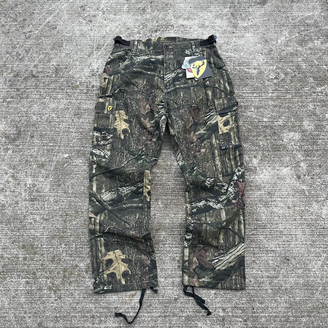 realtree camo cargo pants - scent - Depop