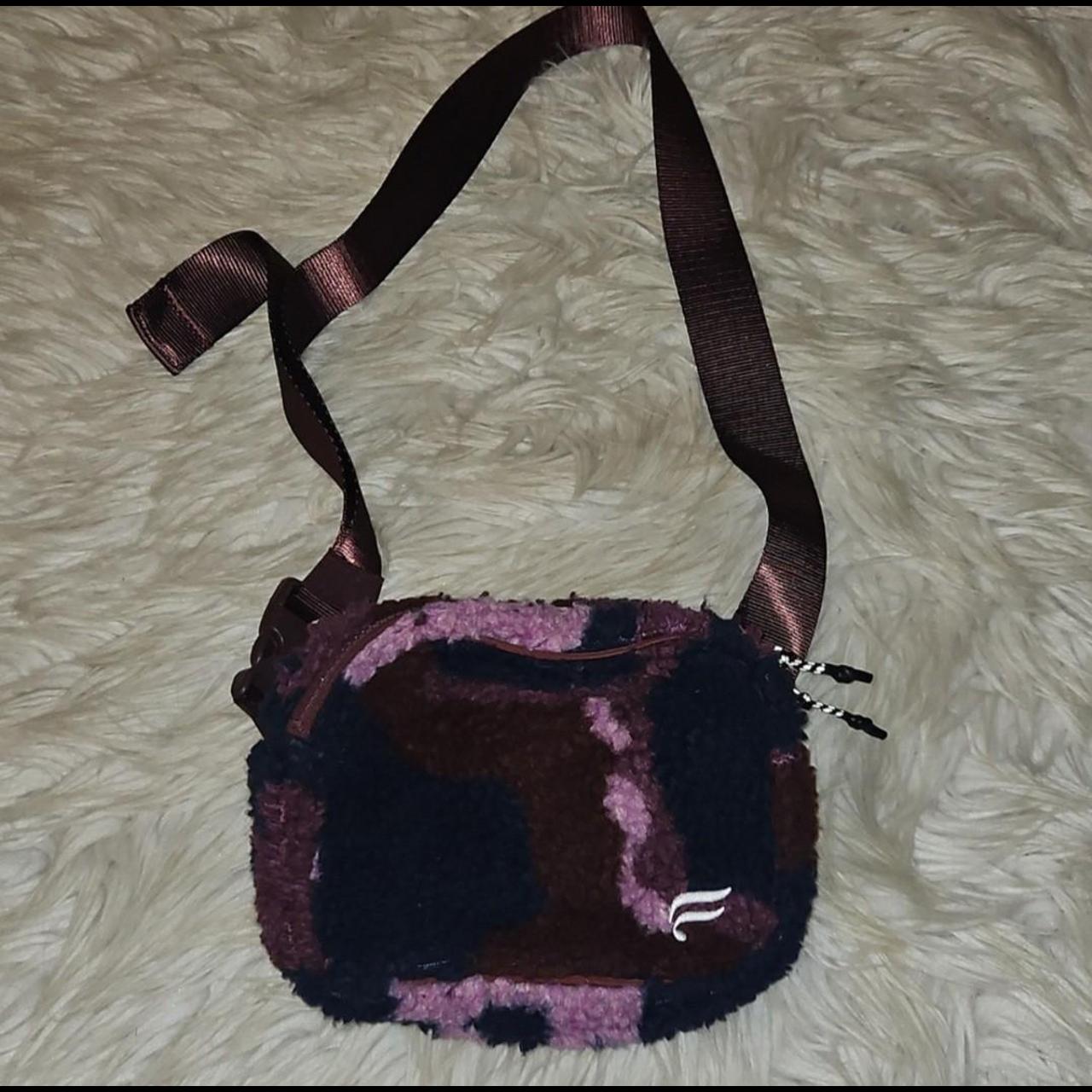 Fabletics Women's Bag - Multi – Fabletics Belt Ba… - image 6