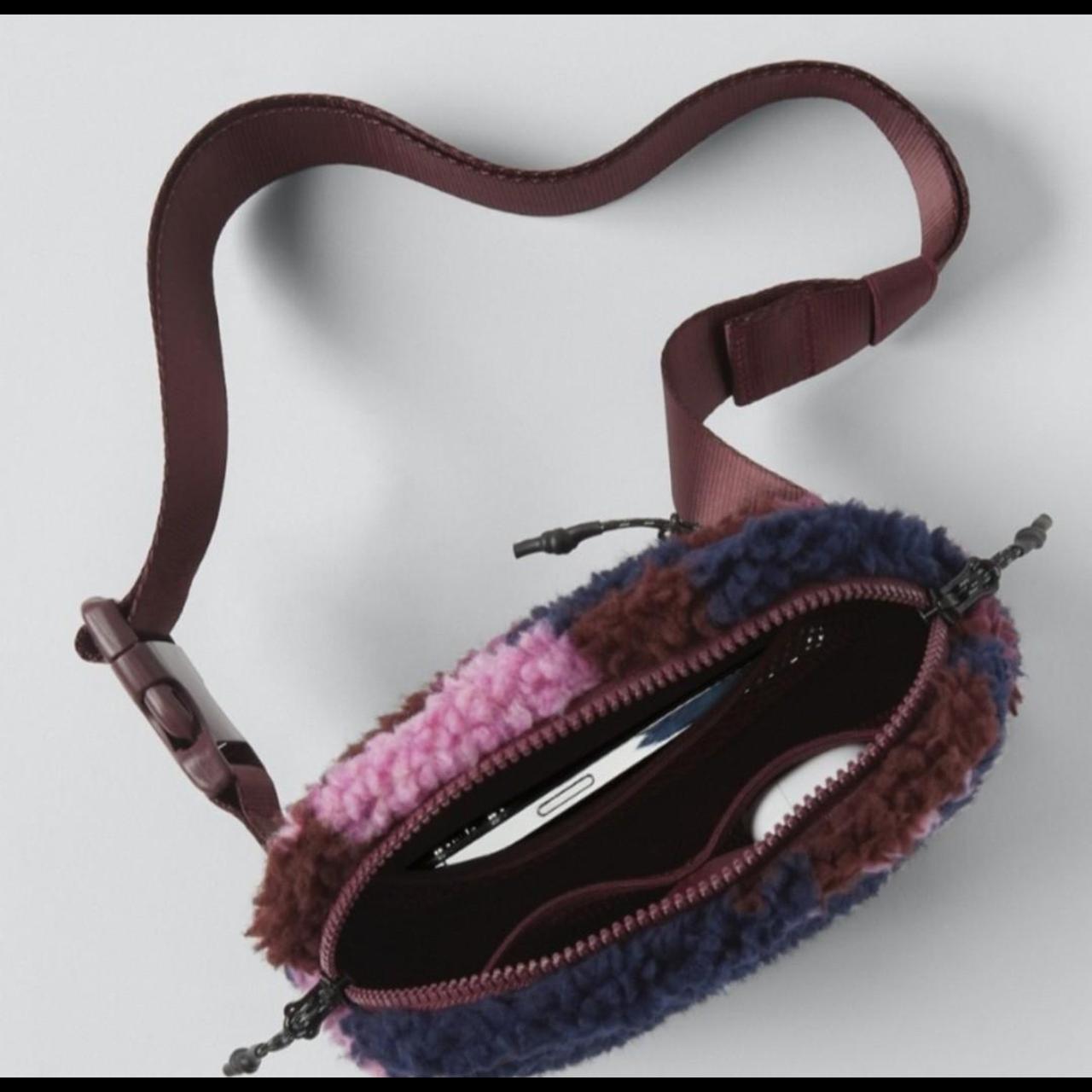 Fabletics Women's Bag - Multi – Fabletics Belt Ba… - image 5