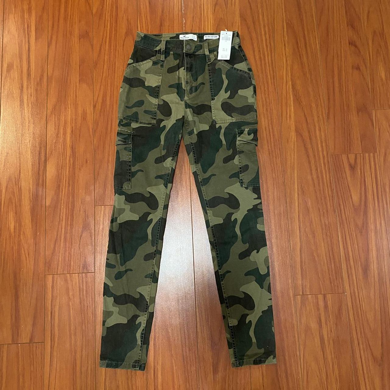 Brandnew Hollister Cargo Pants (w/tags) 6 pockets... Depop