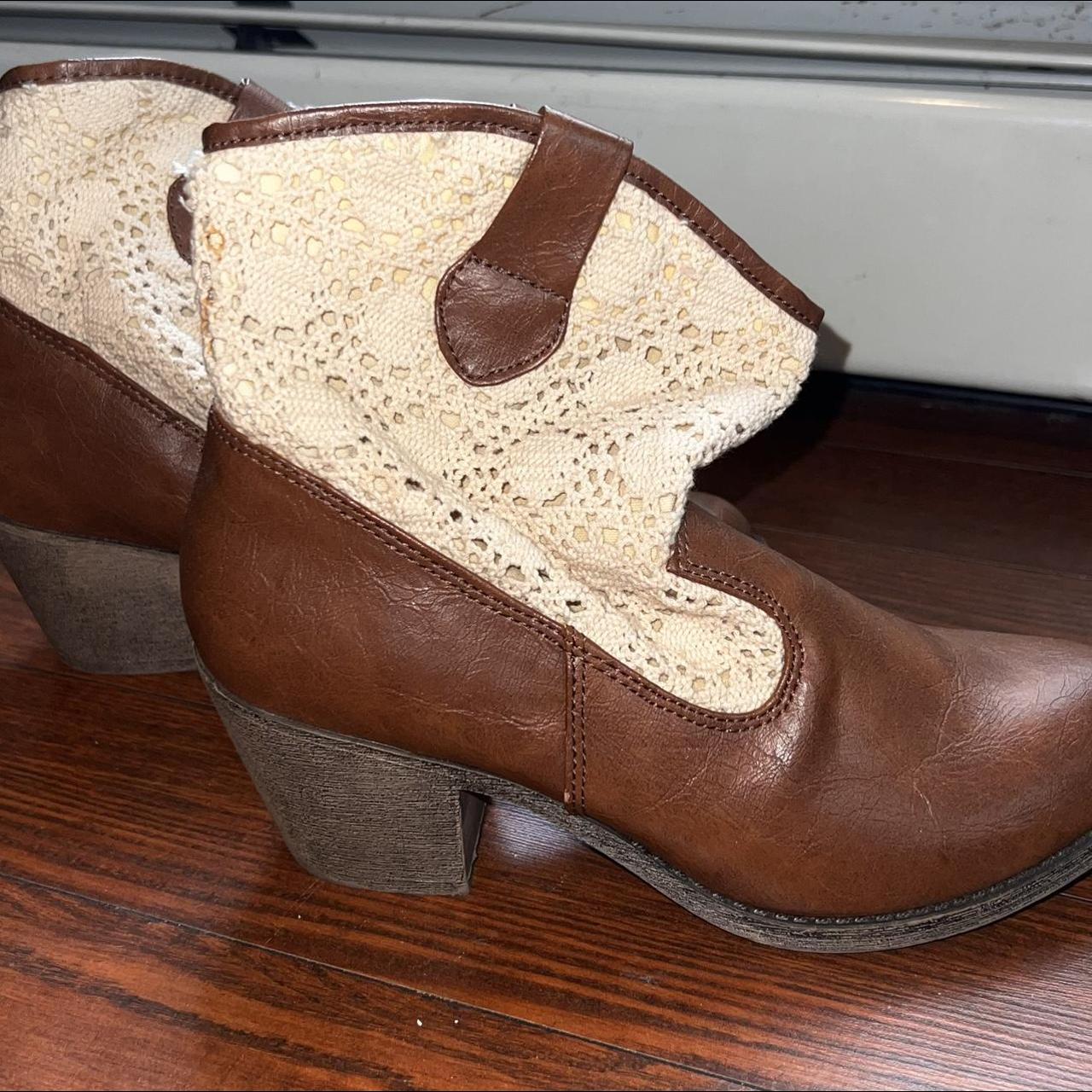 Mudd booties hot sale