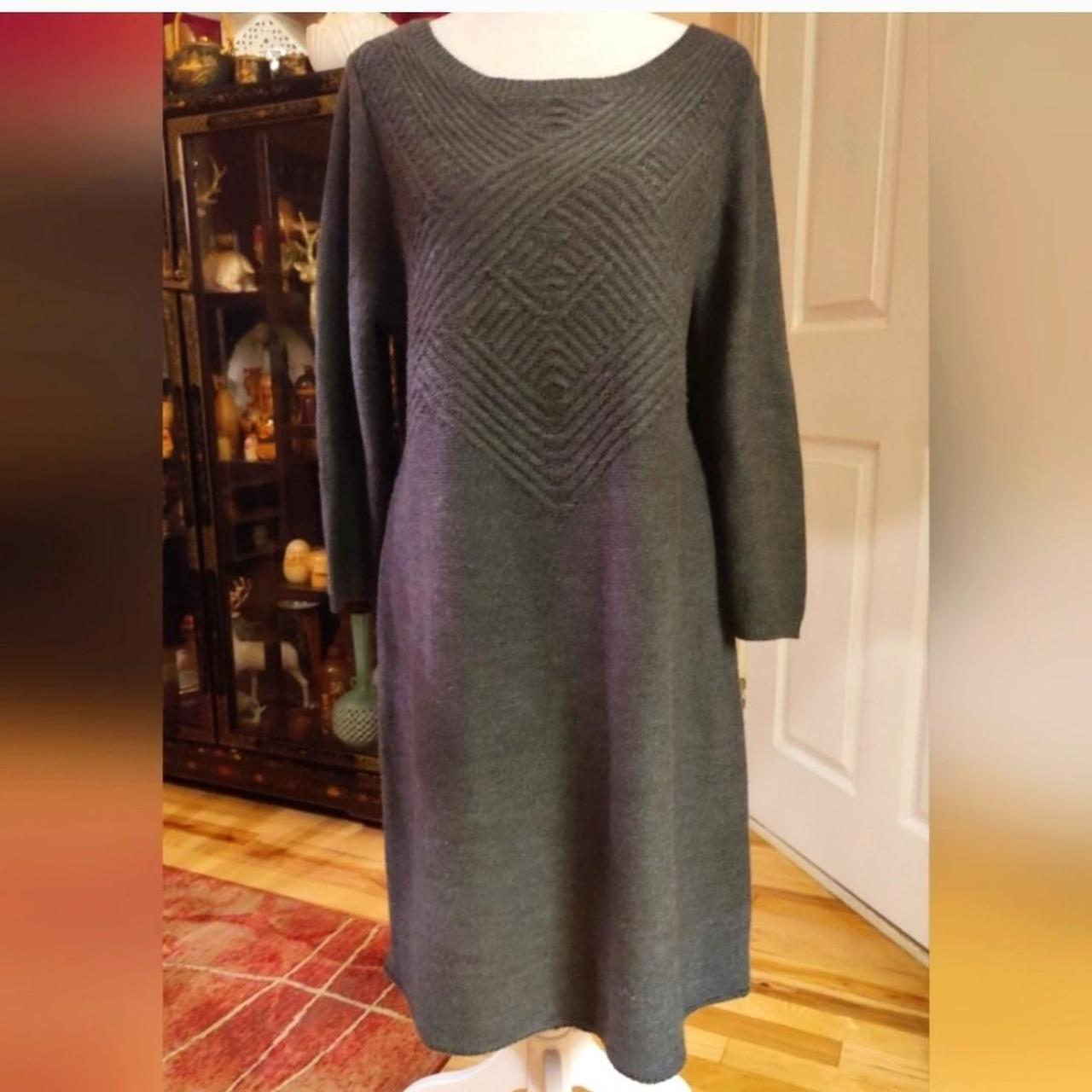 Y2K Mossimo Sweater Dress, size XL. EUC. 100% - Depop