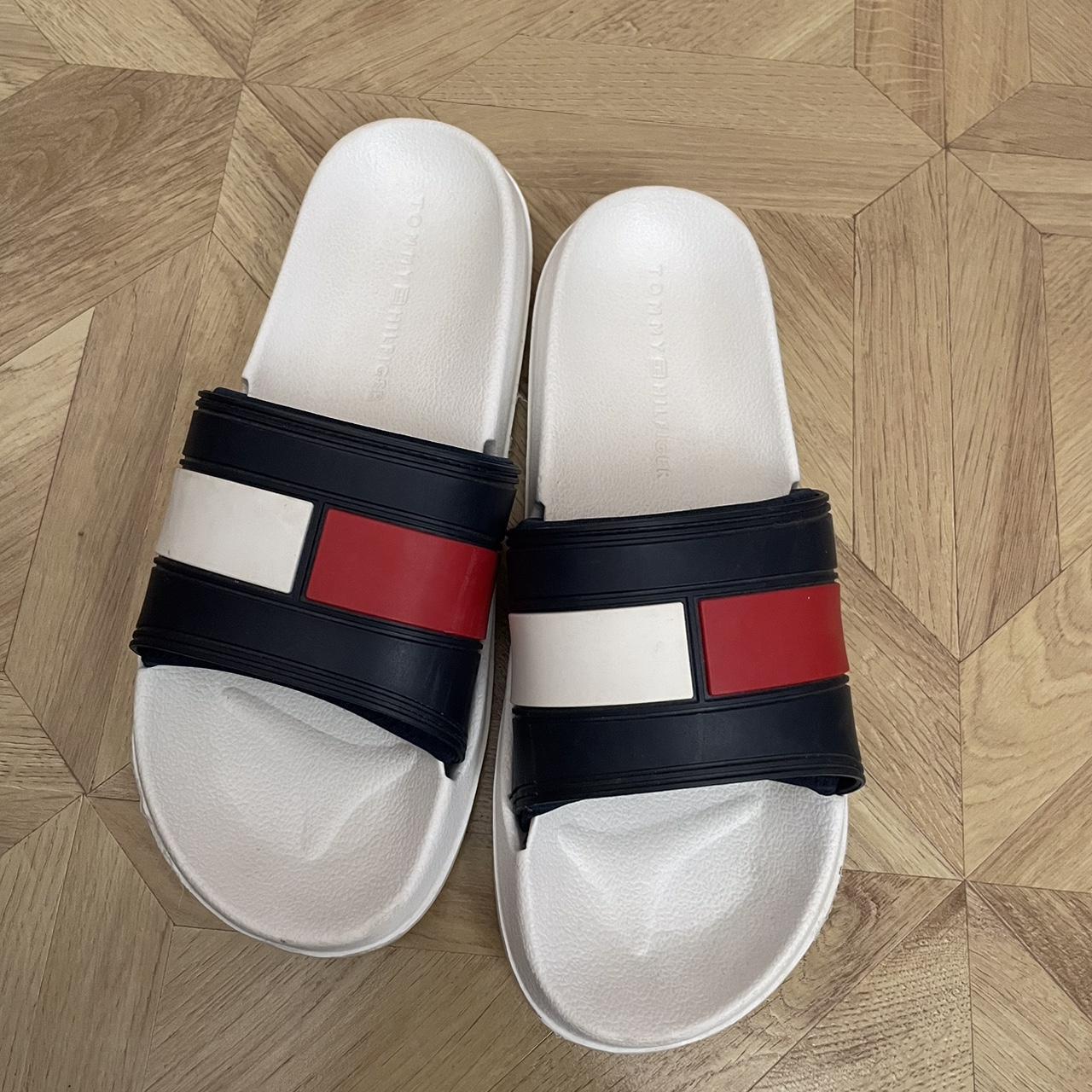 Tommy Hilfiger slides UK SIZE 6.5 - Depop