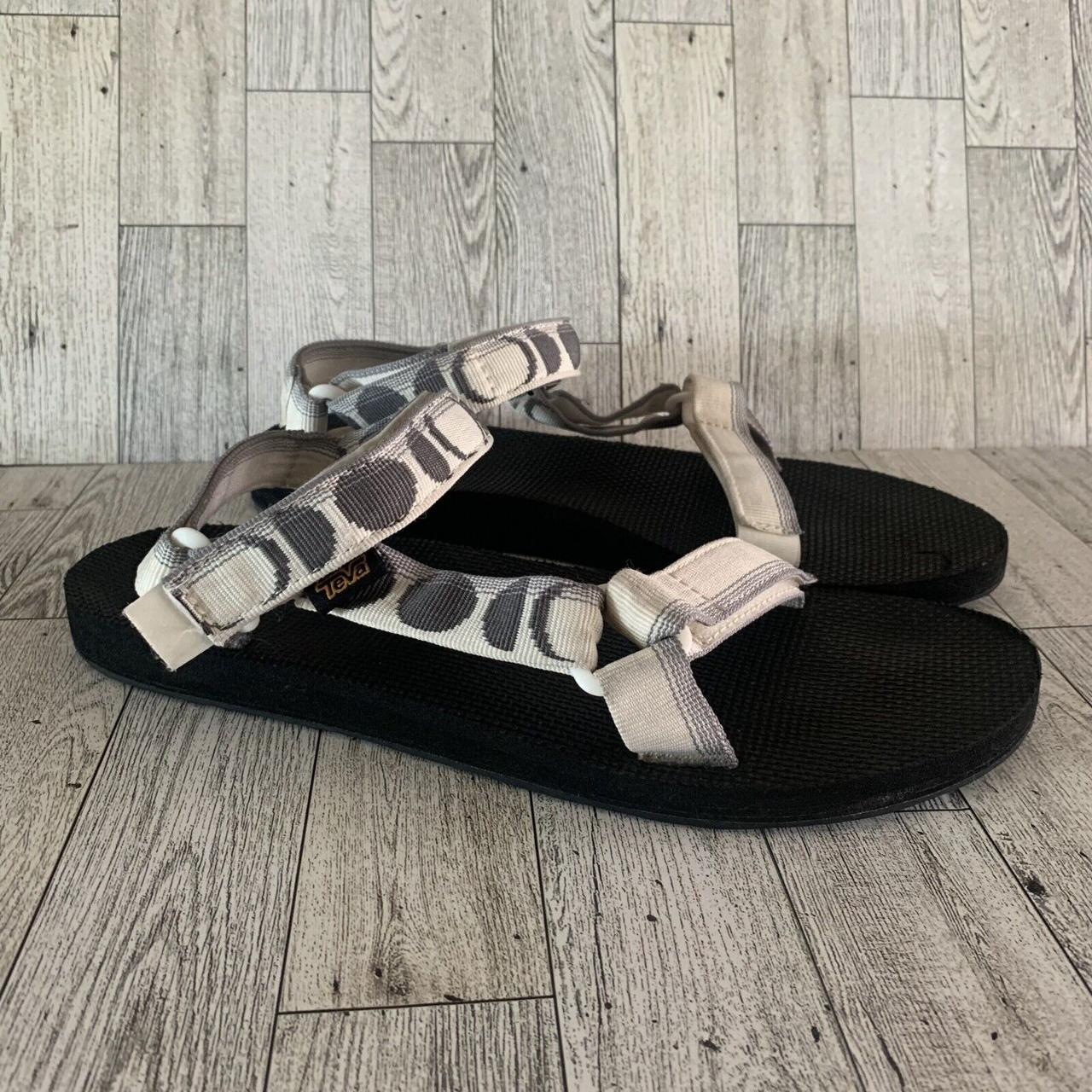 Silver on sale teva sandals