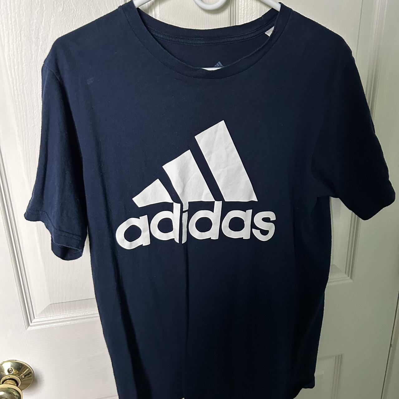 Adidas Men's White and Navy T-shirt | Depop