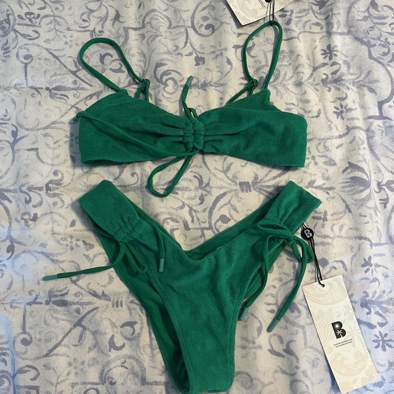 NWT Blackbough Bikini Set Sophia top and bottom in... - Depop