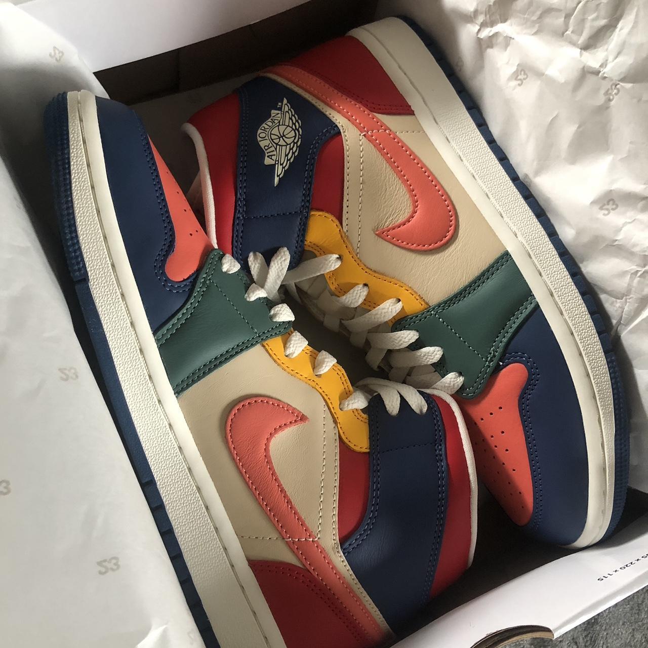 womens jordan 1 mid outfit