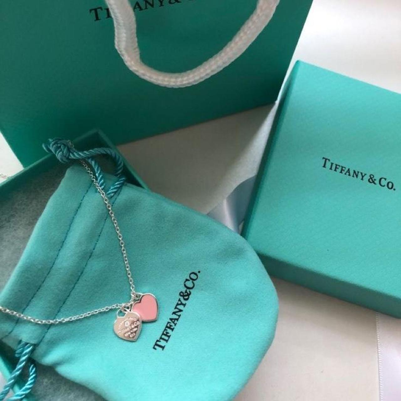 tiffany and co pink heart necklace #trendy #pink - Depop