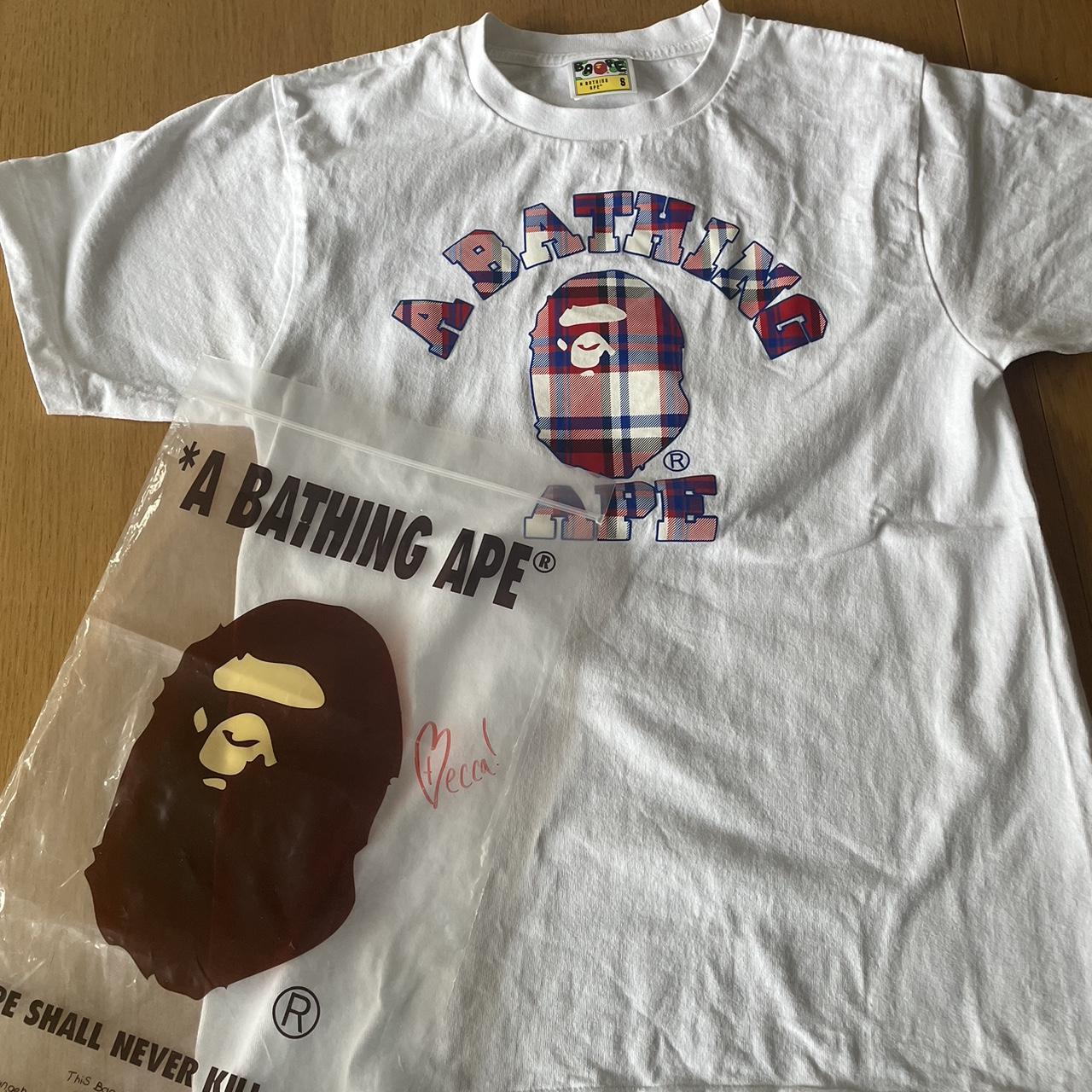 BAPE Men's T-shirt | Depop