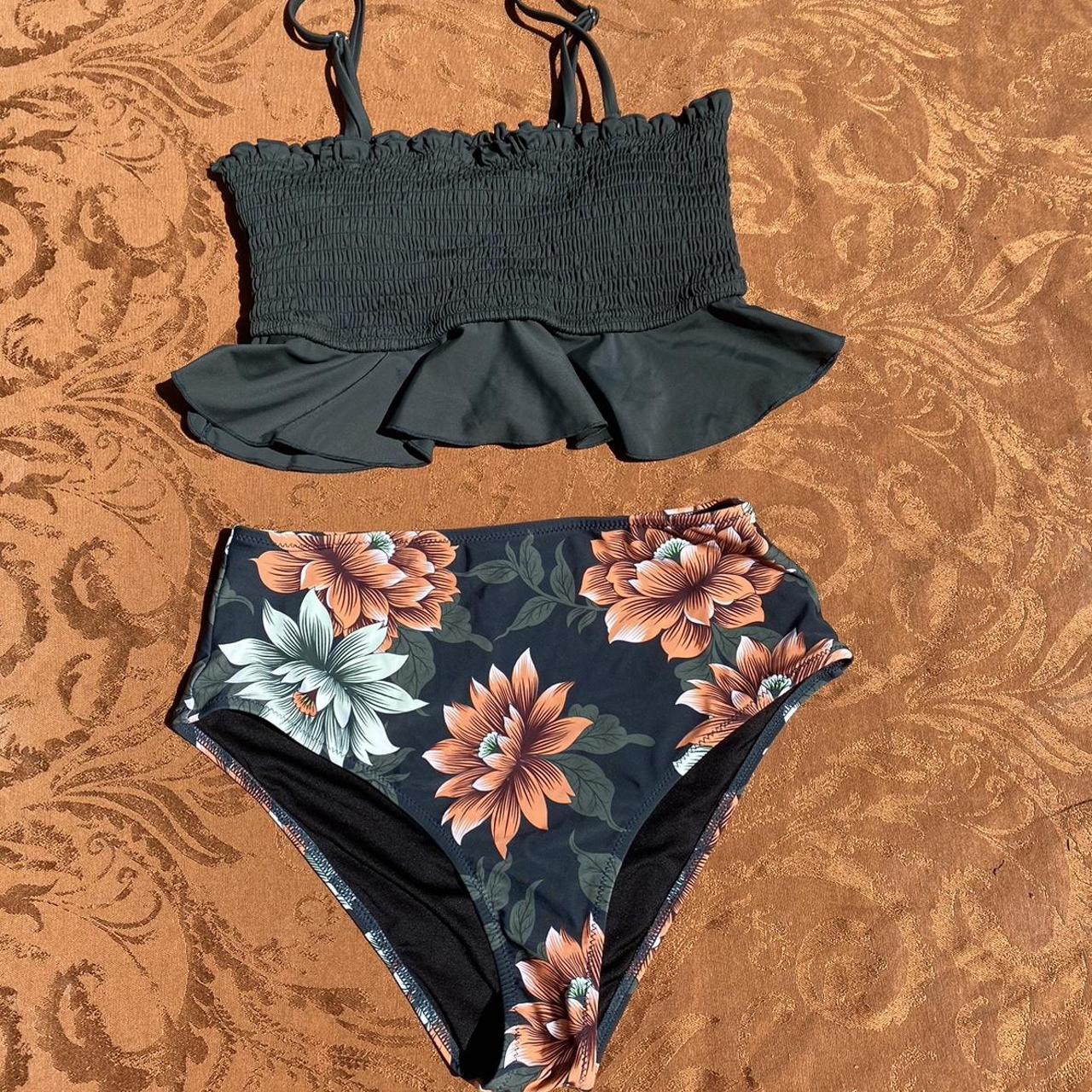 Cupshe Women's Green Bikinisandtankinisets Depop